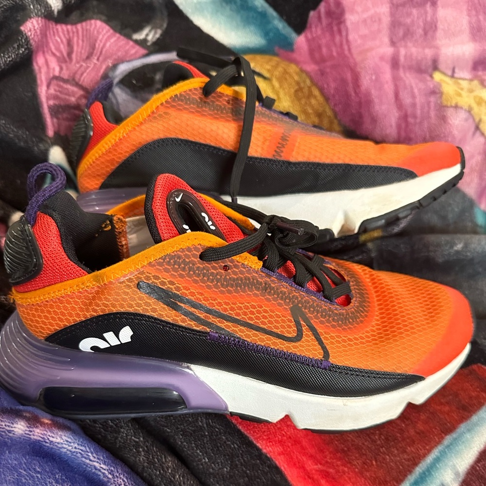 Nike air